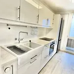 Apartamento Yeganeh