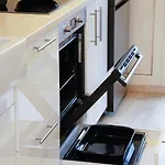 Yeganeh * كولونيا